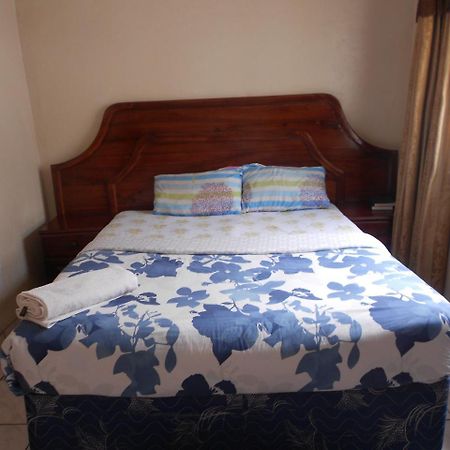 Comfort Corner Guesthouse Ливингстон Экстерьер фото