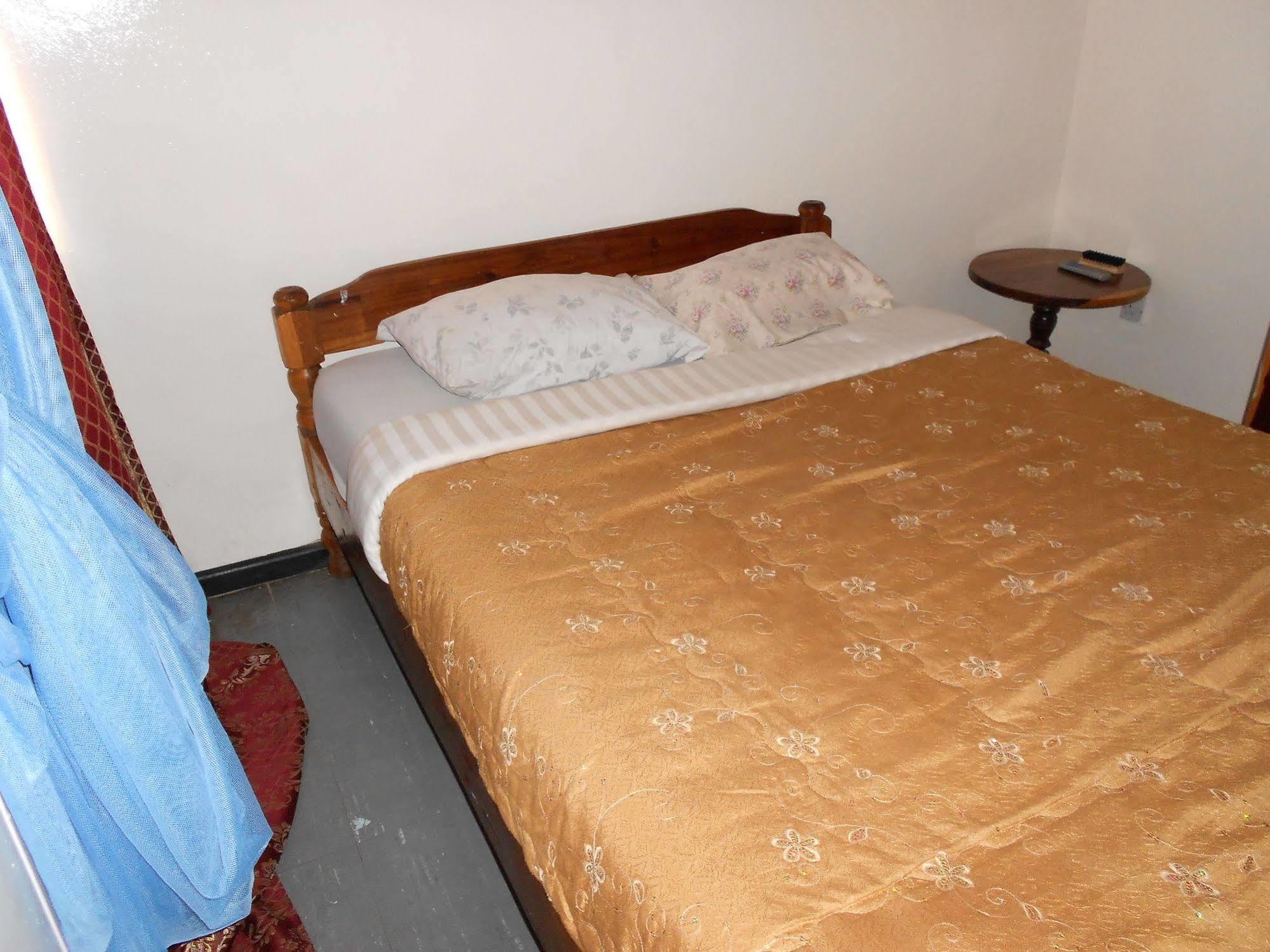 Comfort Corner Guesthouse Ливингстон Экстерьер фото